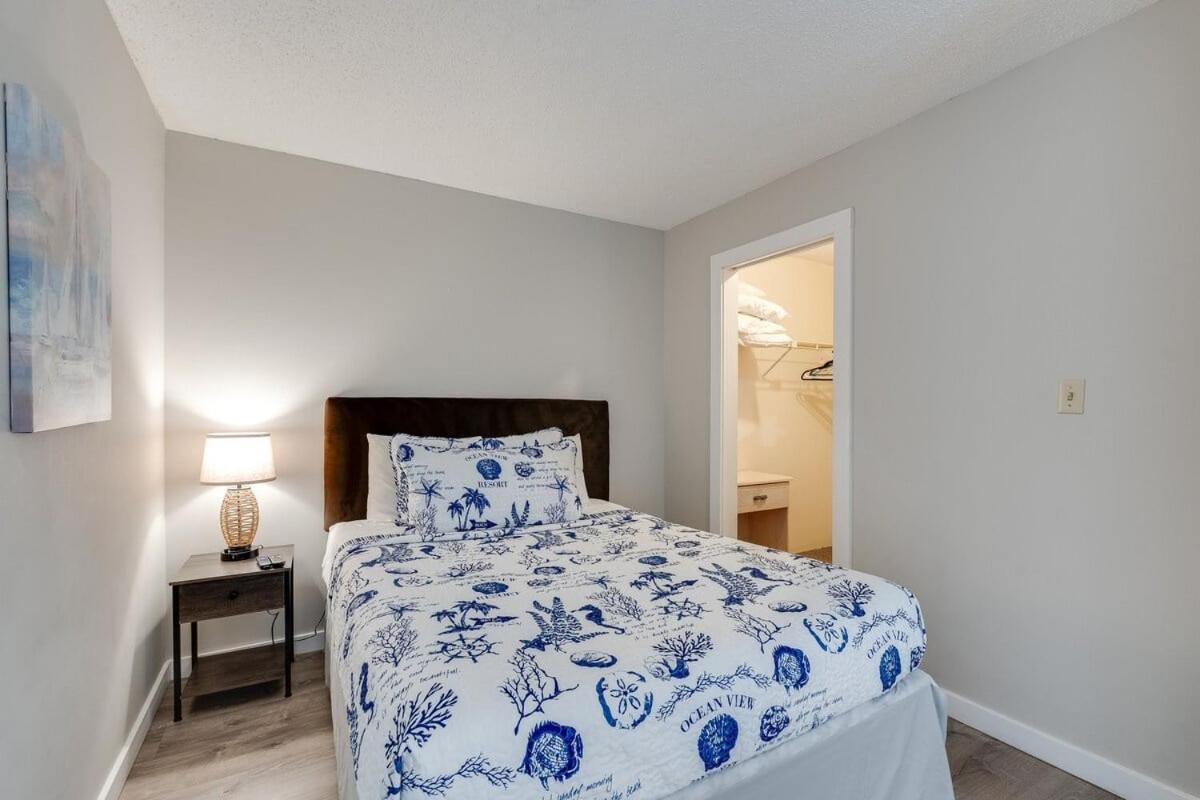 Moondrifter 604 - Emerald Gulf Retreat - Sleeps 6 *